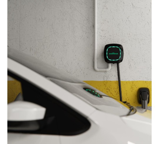 Зарядна станція Wallbox 22 кВт Pulsar Plus